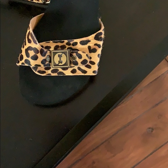 Flogg animal print platform slides/wedge slides. - Picture 3 of 3